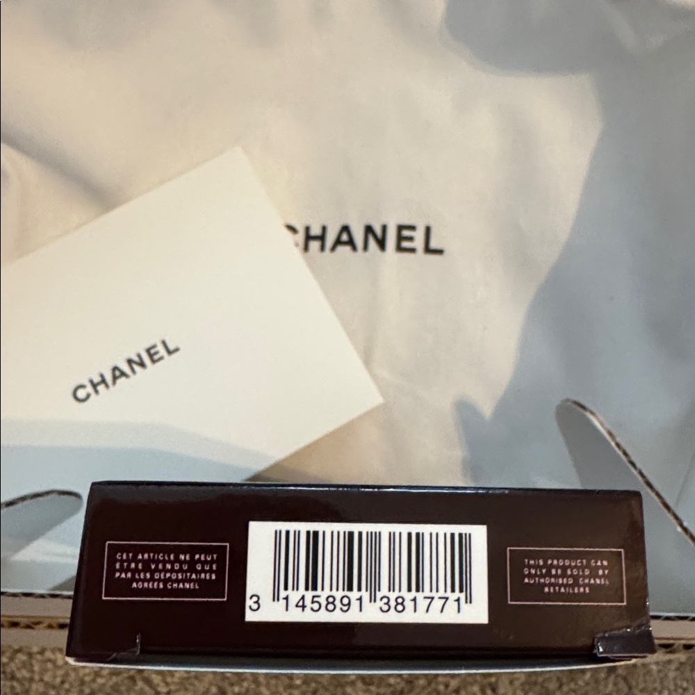 🔥NEW CHANEL LES PINCEAUX ROUGE NOIR Collection of 3 Professional Makeup Brushes - Picture 8 of 10